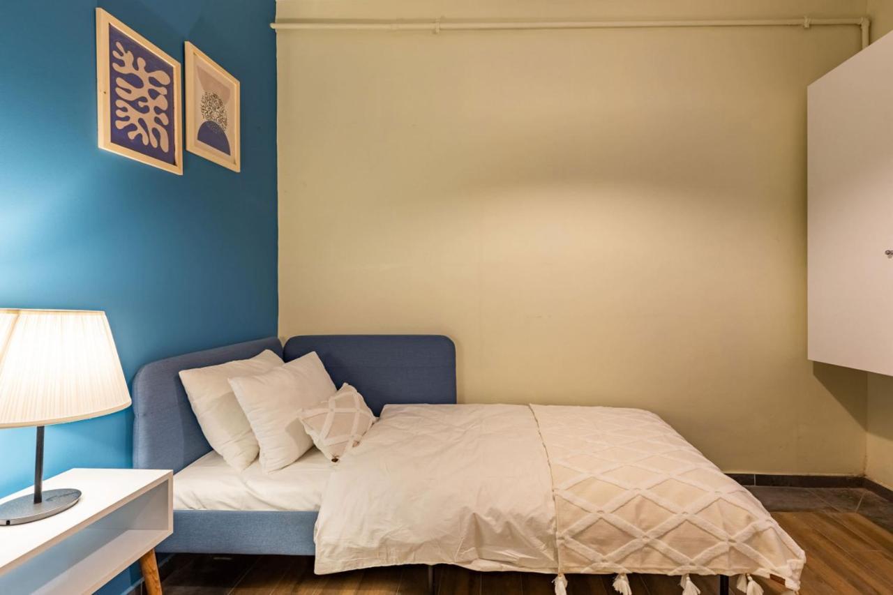 Charming Flat Near Trendy Attractions In Cihangir Apartament *